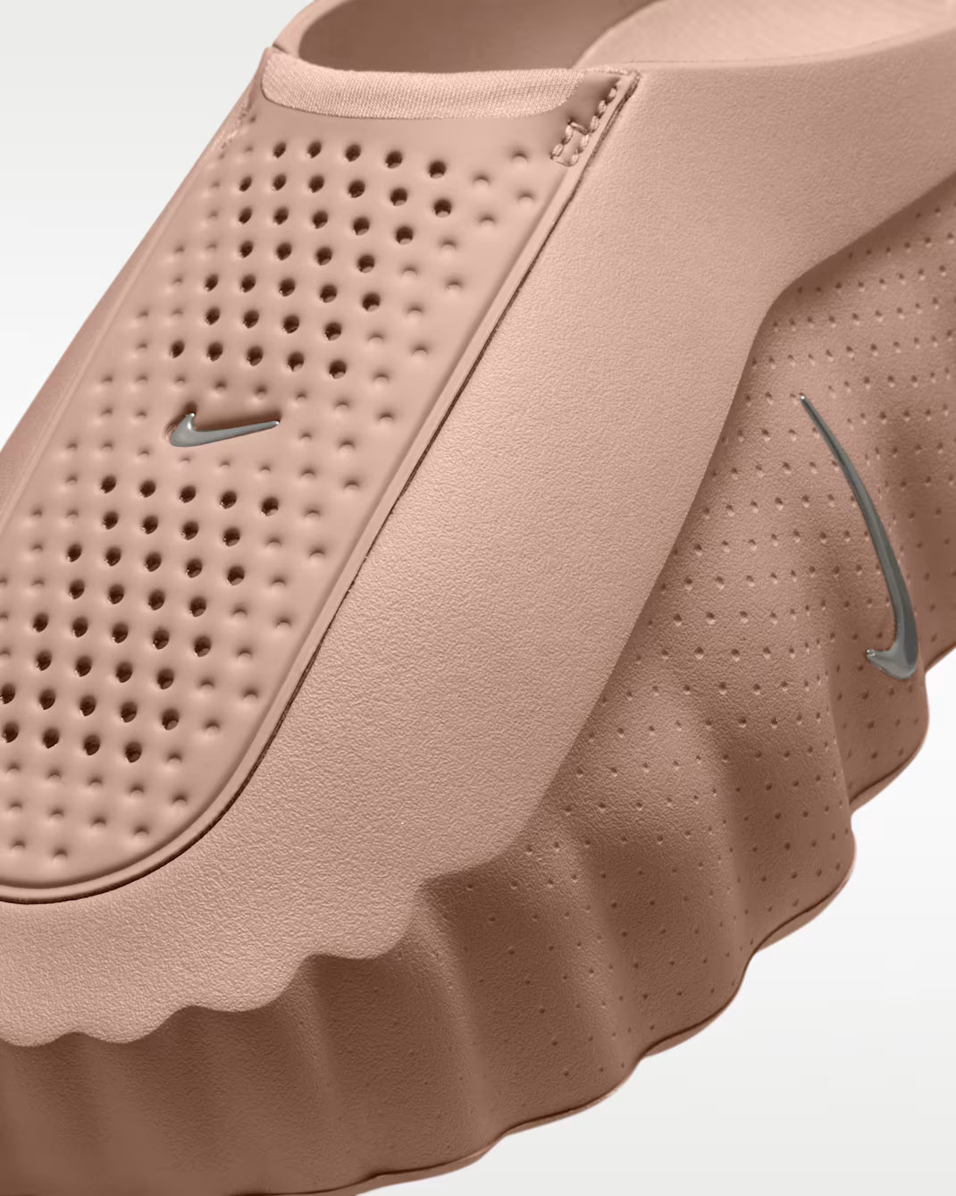 Nike Mind 001