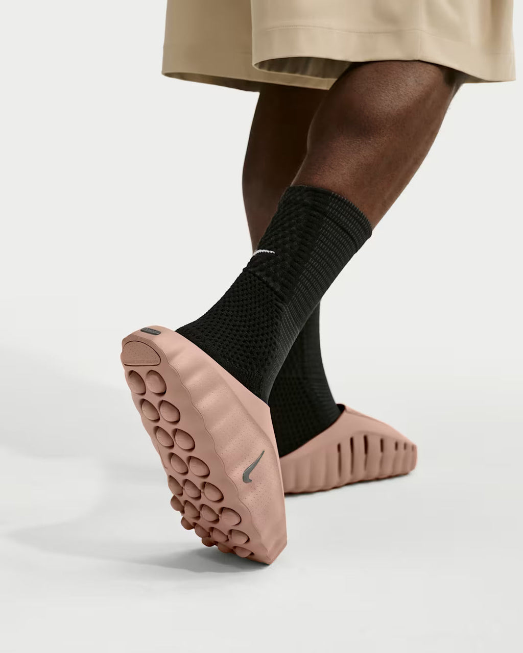 Nike Mind 001